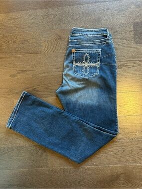 Wrangler Aura Women’s Jeans Size 12 Tall Medium Wash Embroidered Pocket 32x34